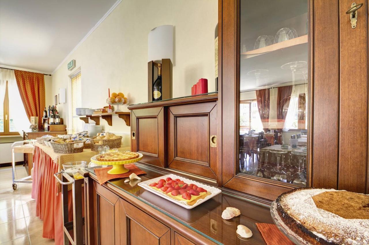 Hotel Primula Алассио Экстерьер фото